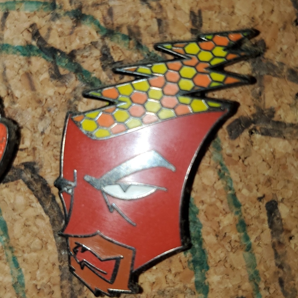 Frylock pin
